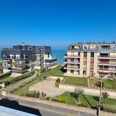 Le Spacieux Vue Apartman