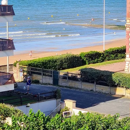 Le Spacieux Vue Apartman Cabourg