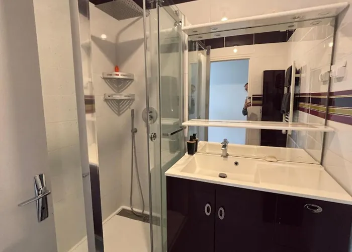 아파트 Le Spacieux Vue 꺄부흐